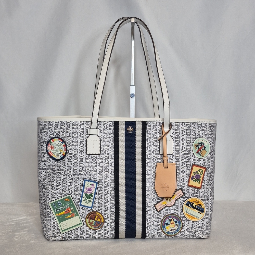Tory Burch VACATION Patterned Tote Bag - Picture 3 of 17